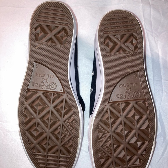 Converse Black and Cream Low-Top Sneakers - Picture 4 of 8